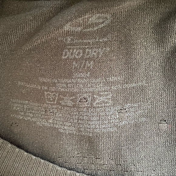 Champion Workout Shirt - Picture 6 of 6